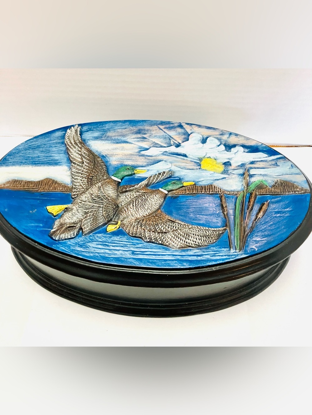 Hand Painted Ceramic Mallards In Flight Oval Trinket Jewelry Box Read 3D Top
